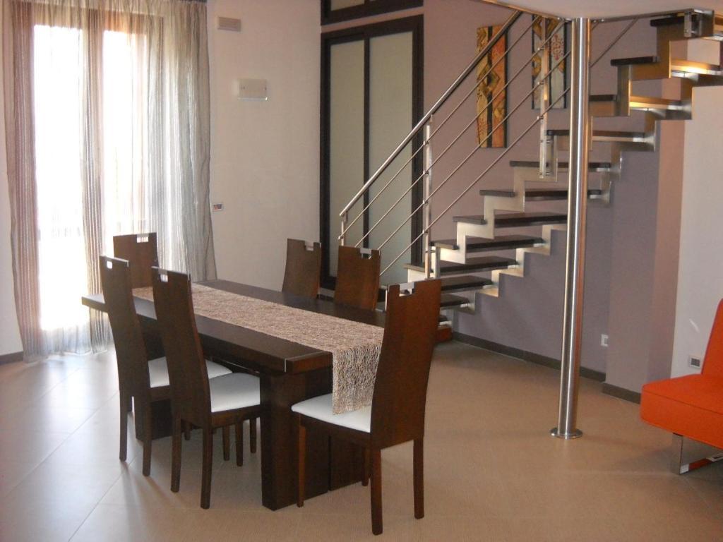 Marconi E Garibaldi 76 Apartment カステッランマーレ・デル・ゴルフォ エクステリア 写真