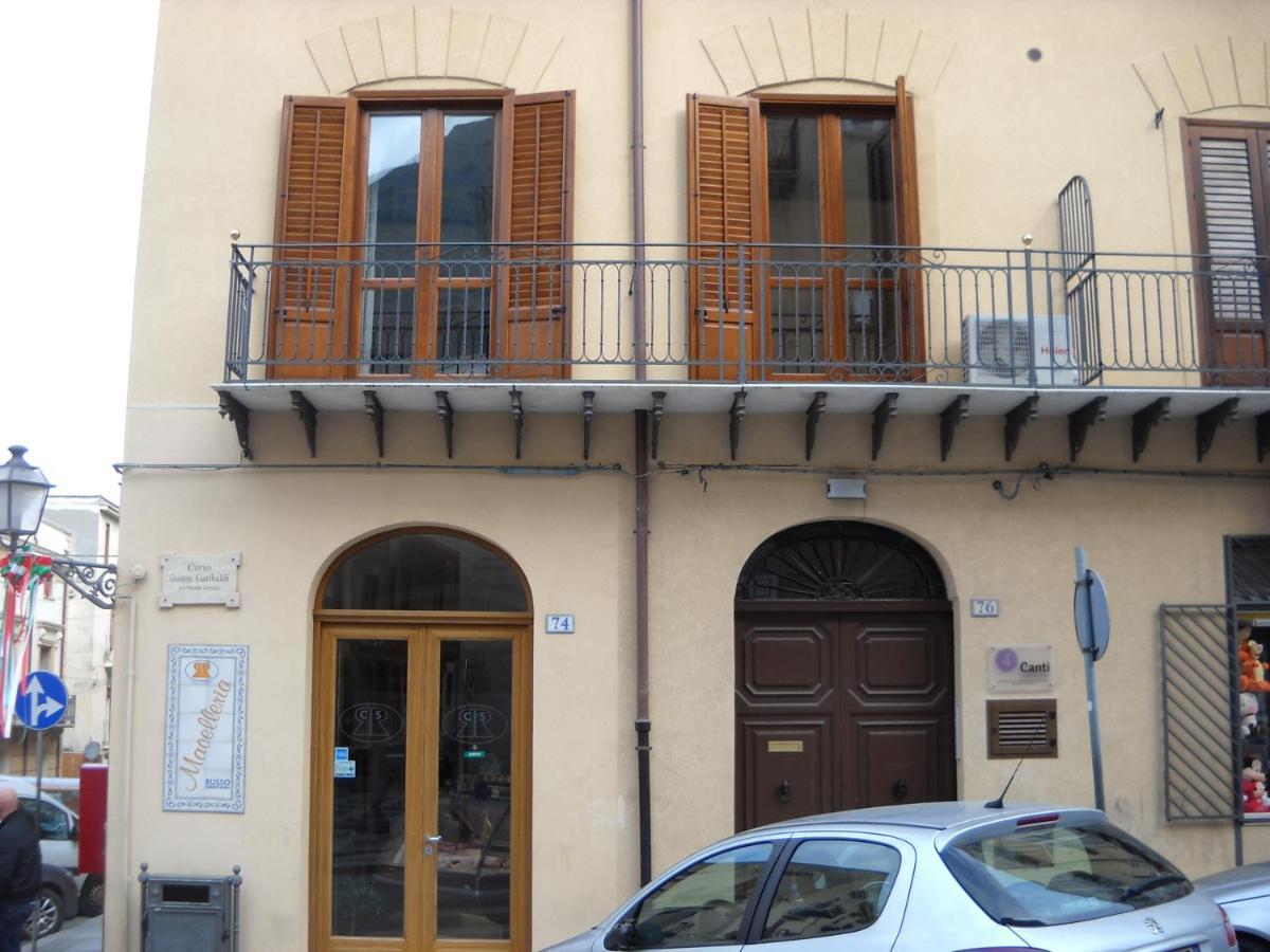 Marconi E Garibaldi 76 Apartment カステッランマーレ・デル・ゴルフォ エクステリア 写真
